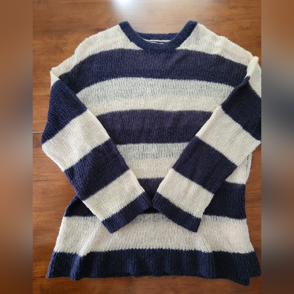Sweater Navy Blue & Ivory Rugby Stripe Rumoured Size S M Preppy Academia Classic